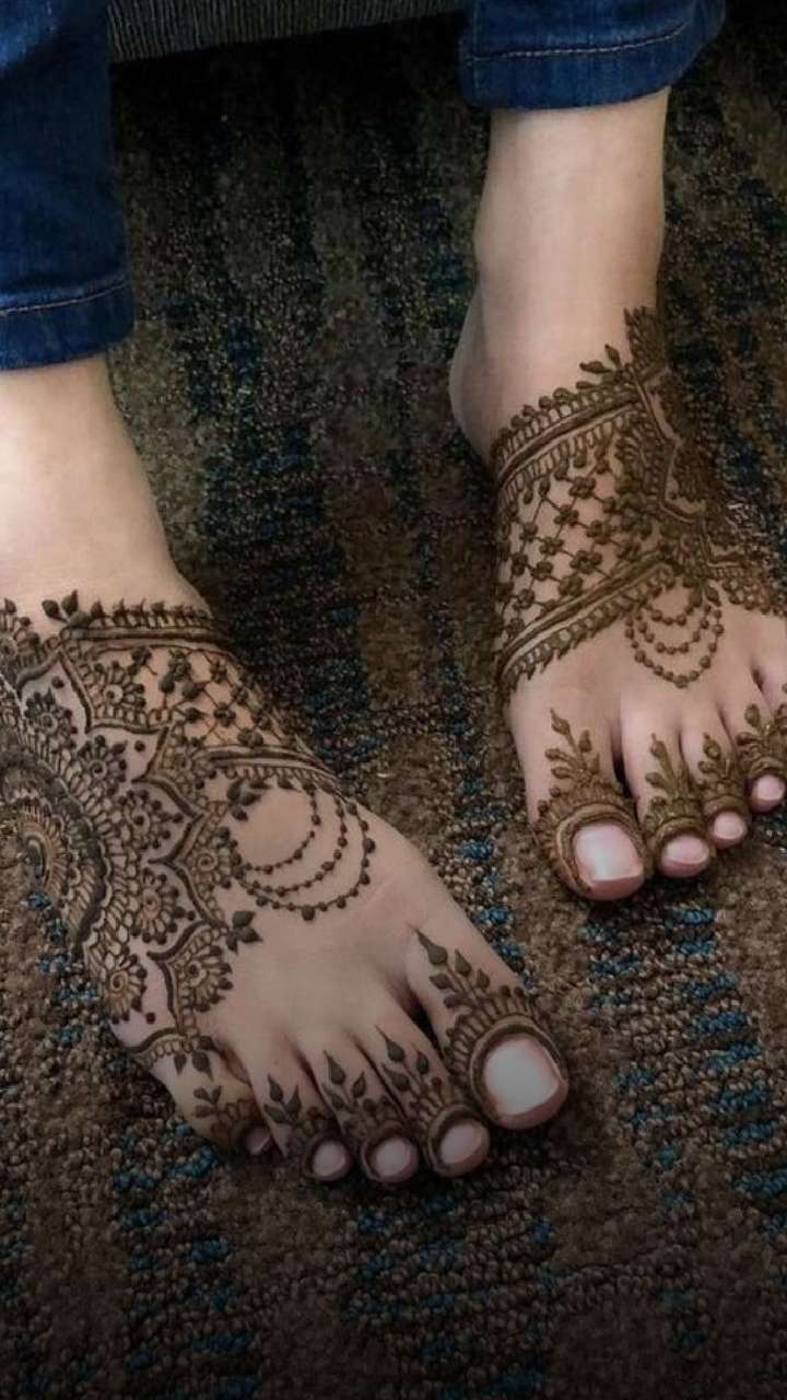 10 gorgeous foot mehendi designs for the new-age bride! | Wedding Planning  and Ideas | Wedding Blog