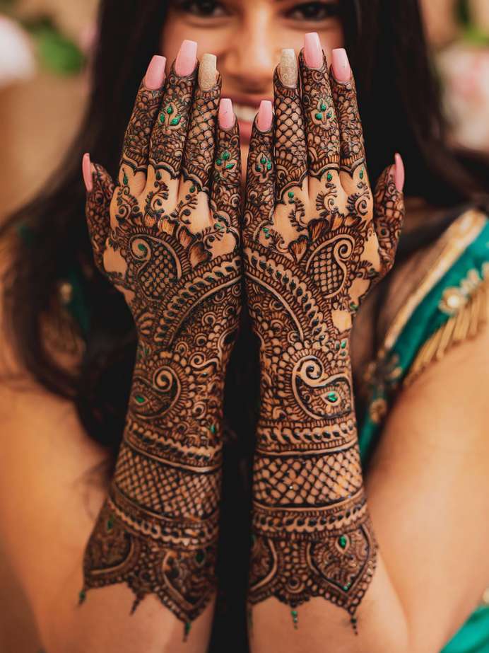 15+ Simple & Easy Arabic Mehndi Designs for Wedding in 2023