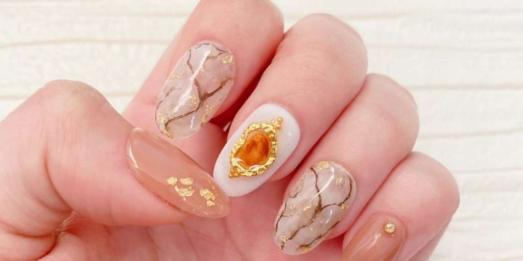 elegant-nail-art-design-ideas-for-your-wedding-day