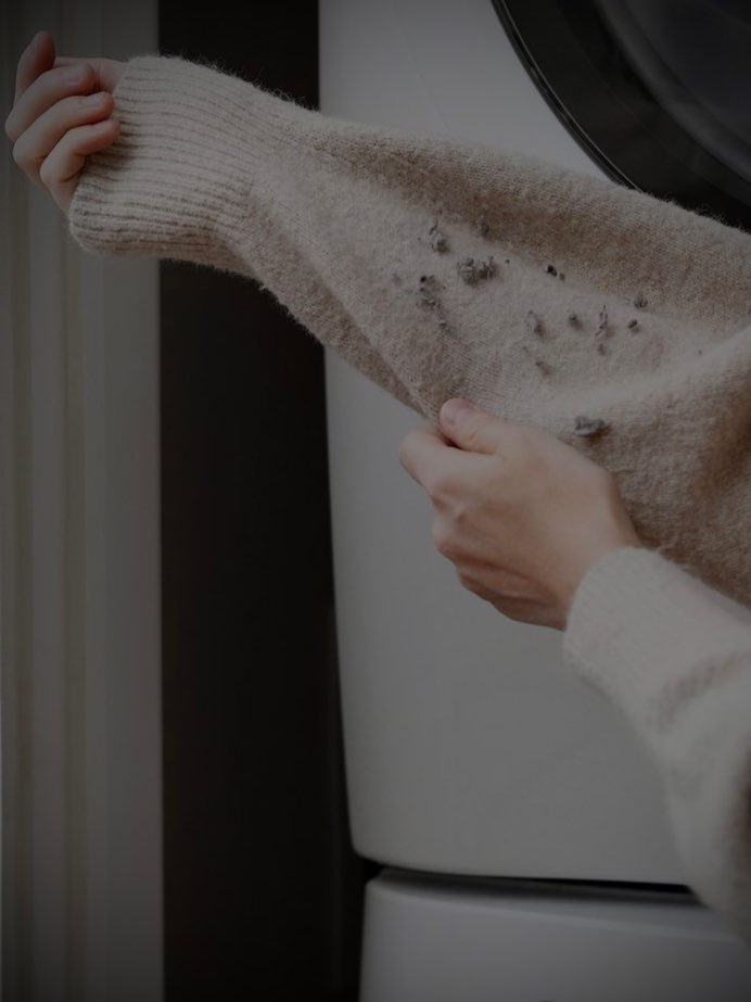 5 Easy Ways To Remove Lint From Clothes