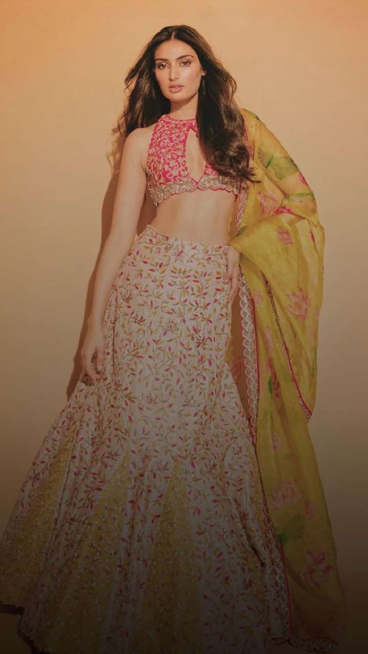 Different Style of Lehengas as per Body Shape