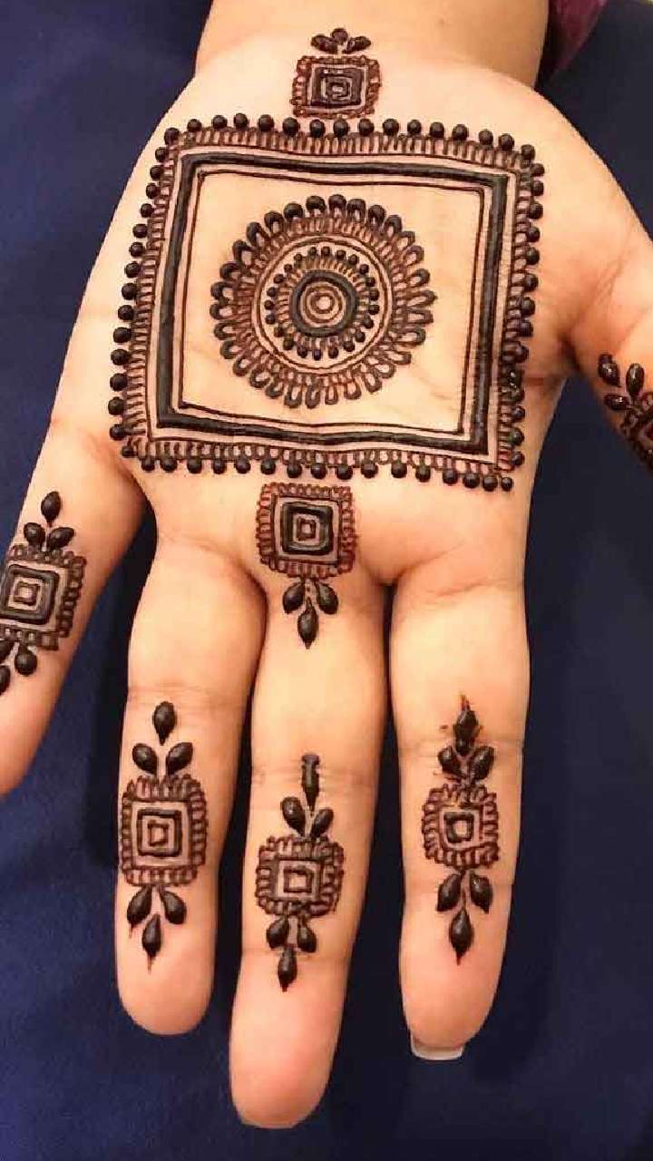 Navratri 2023: Apply such mehndi design in Dandiya Raas - नवरात्री 2023:  डांडिया रास में लगा कर जाएं ऐसी मेहंदी डिजाइन, लाइफस्टाइल News | Zoom TV