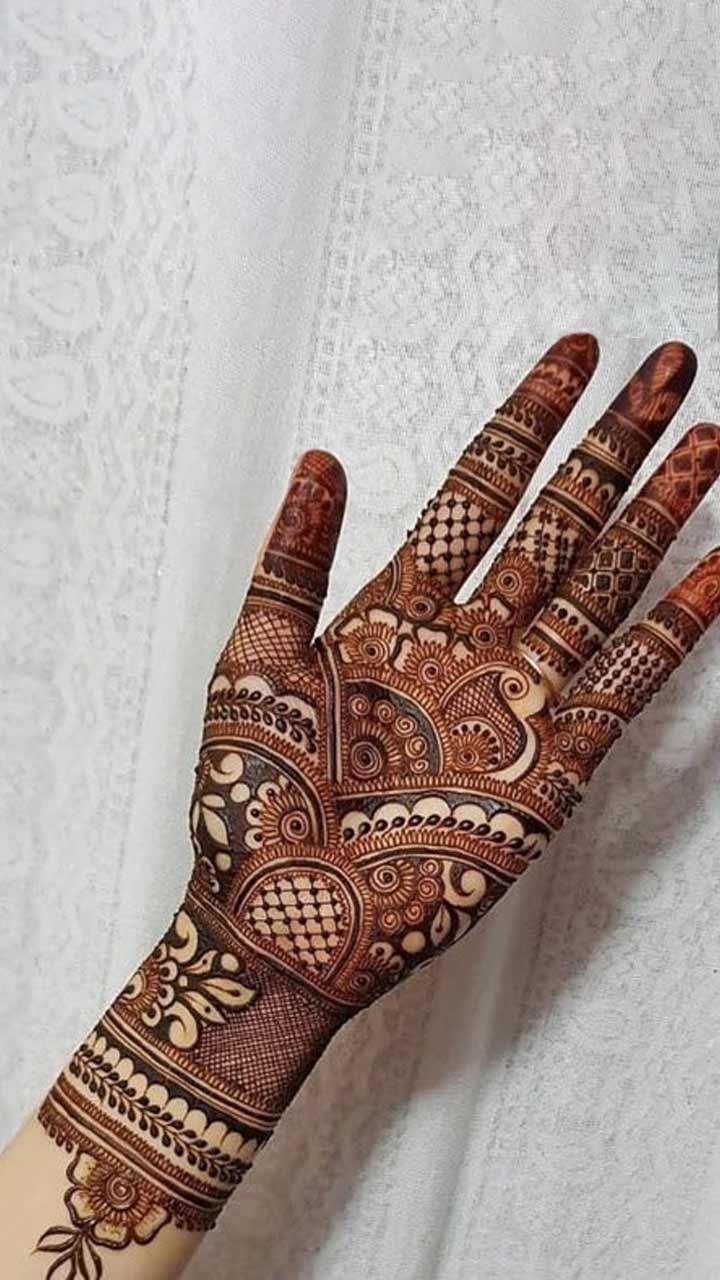 Best Bridal Mehendi Designs you MUST SEE right Now!