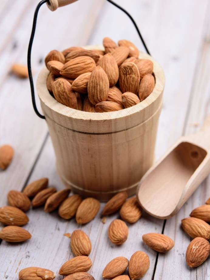 What Is The Right Way To Eat Almonds To Stay Healthy