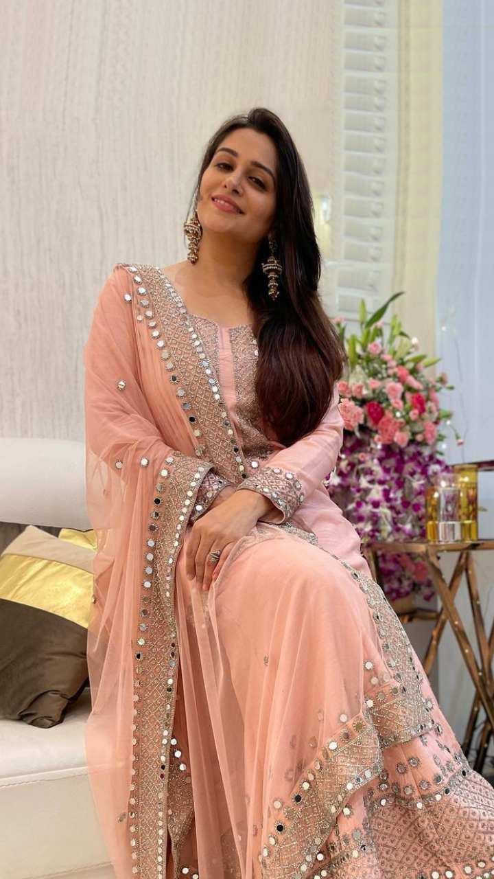 dipika kakar sharara