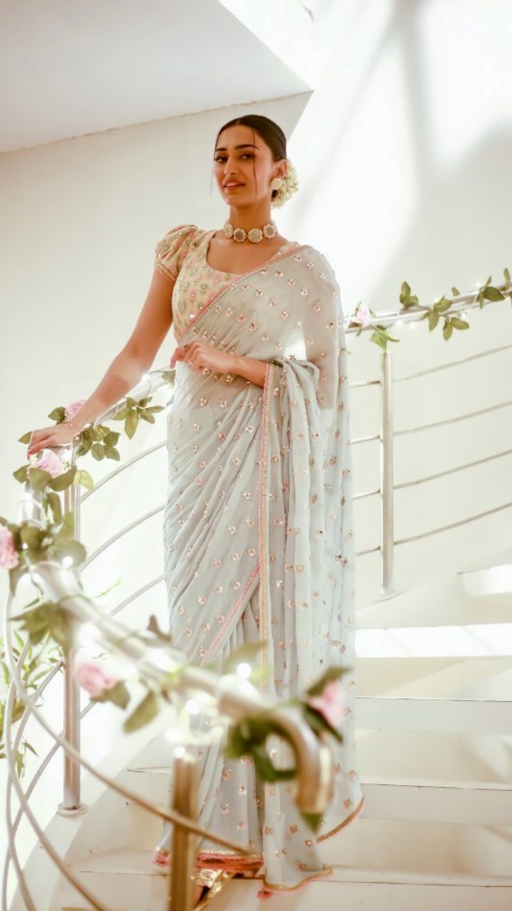Erica Fernandes Instagram – Waking the south indian in me 😋 Saree and  blouse @suta_bombay Temple by @vriksham #reelsindia #fashionreels #saree # ericafernandes #reelingitwithme | Gethu Cinema