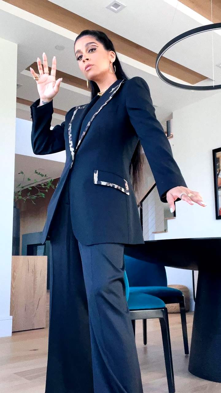 All black outlet pantsuit