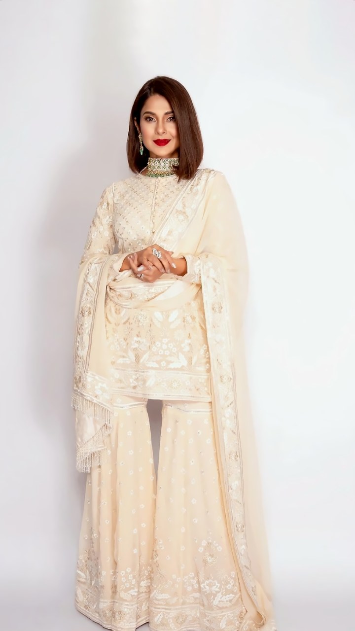 Pin by Meher 💕 on Jennifer winget | Dress indian style, Indian fashion,  Indian fashion dresses