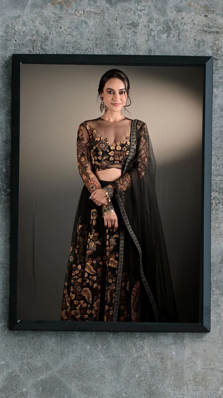 Surbhi Jyoti's Elegant Looks In Lehengas