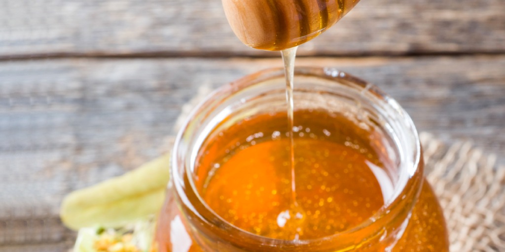 Benefits Of Using Honey For Hair