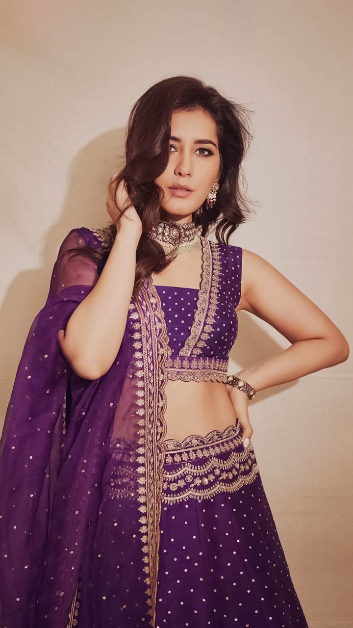 Rashi Khanna in Saree | Bollywood fashion, Half saree, Indian beauty saree