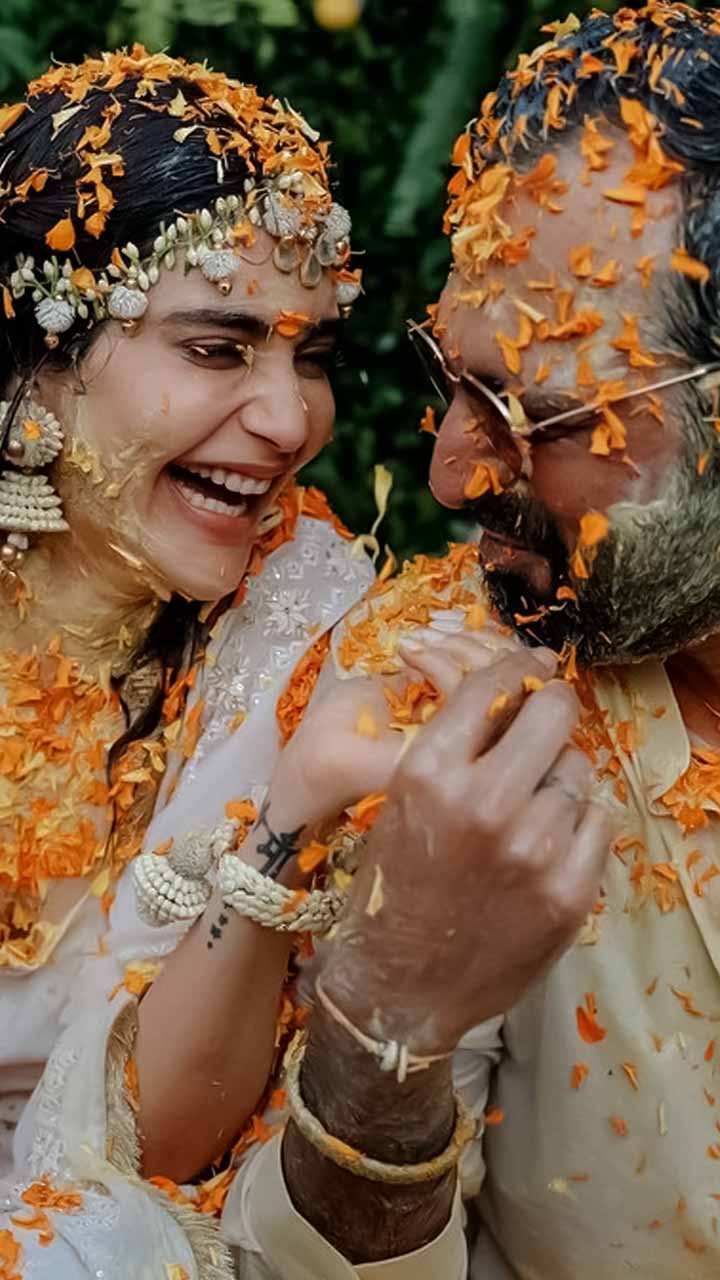 Dulhan'-To-Be, Hansika Motwani Dons A Strappy Floral 'Sharara' For Haldi  Ceremony, Twins With Groom