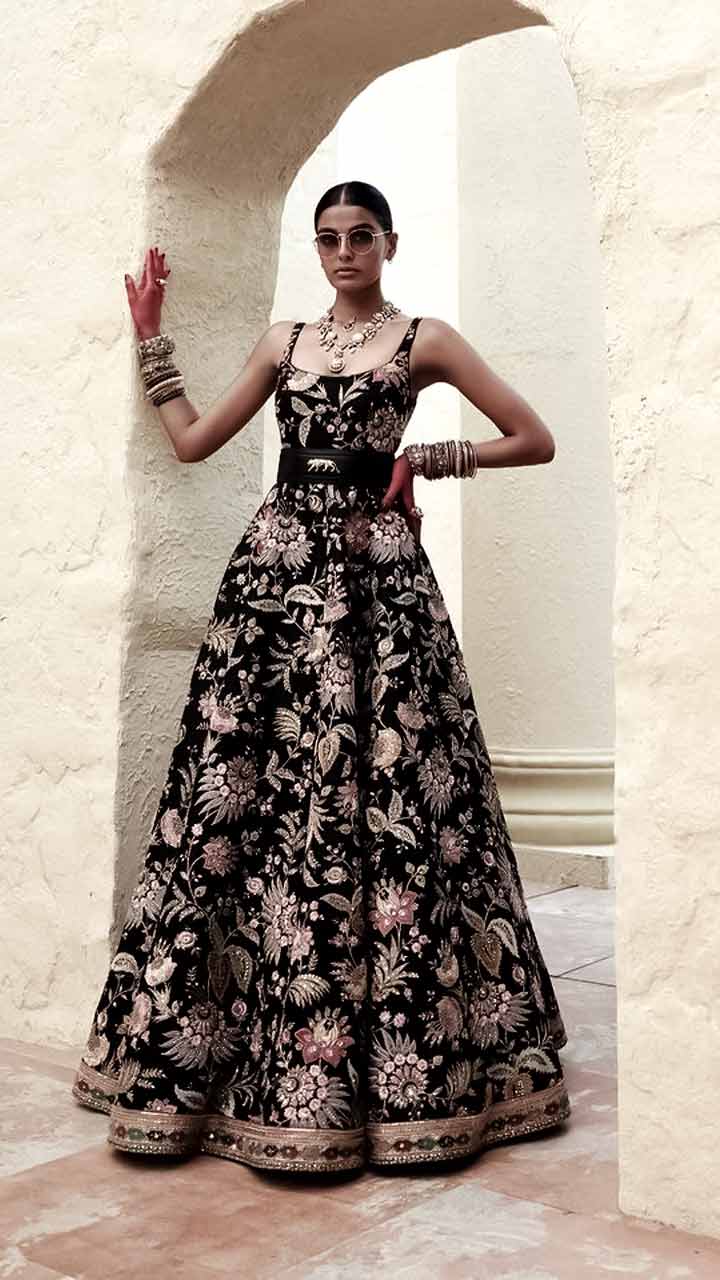 Buy Bollywood Sabyasachi Inspired Black banglori silk Wedding Gown in UK,  USA and Canada | Sabyasachi gown, Designer dresses indian, Silk wedding gown